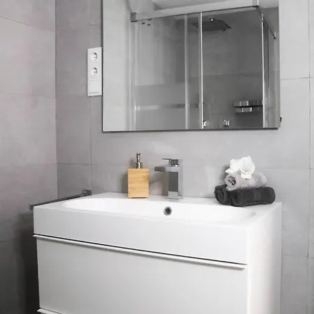 公寓 Wunderschoene, Nagelneu Renovierte Strandwohnung