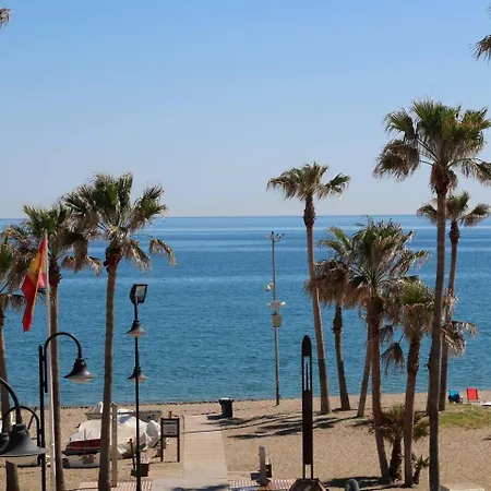 Wunderschoene, Nagelneu Renovierte Strandwohnung 卡拉德米哈斯