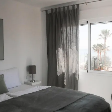 Wunderschoene, Nagelneu Renovierte Strandwohnung La Cala De Mijas